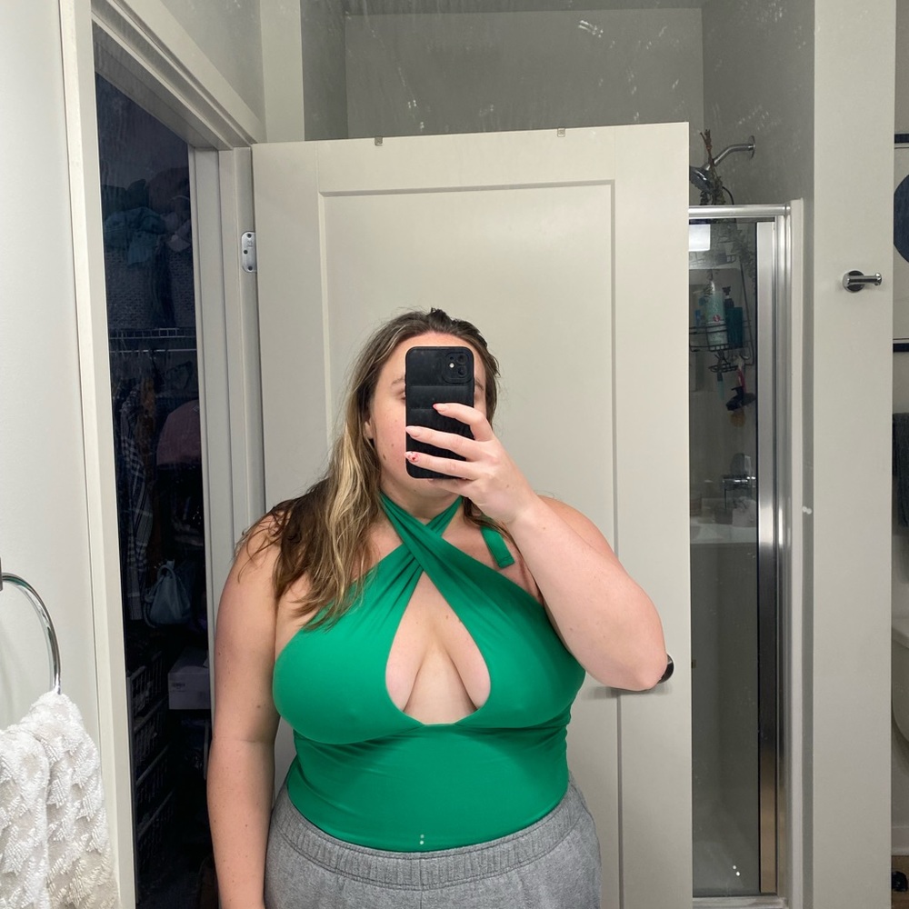 Green bodysuit, size XL